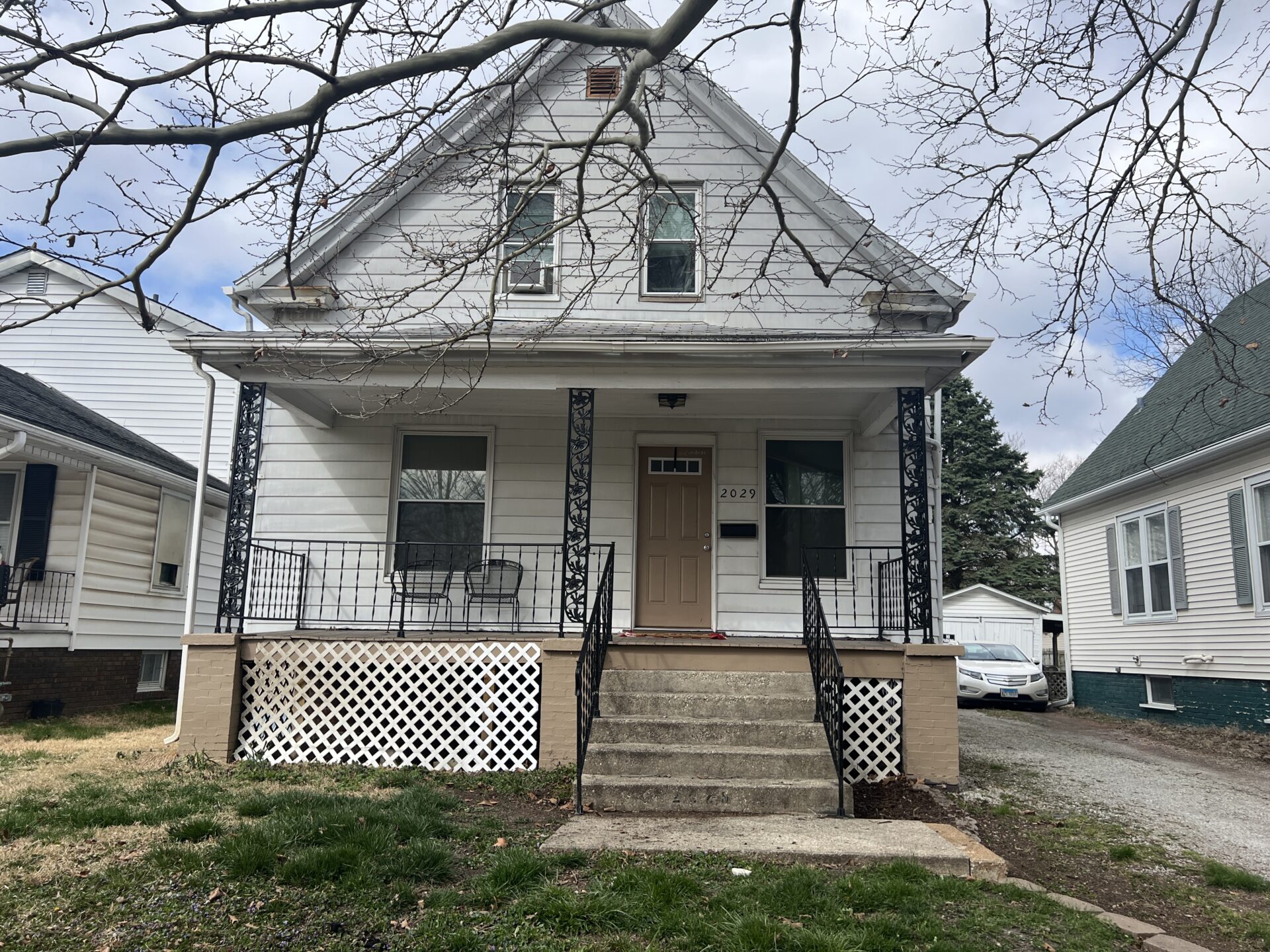 2029 S Spring St, Springfield, IL 62704